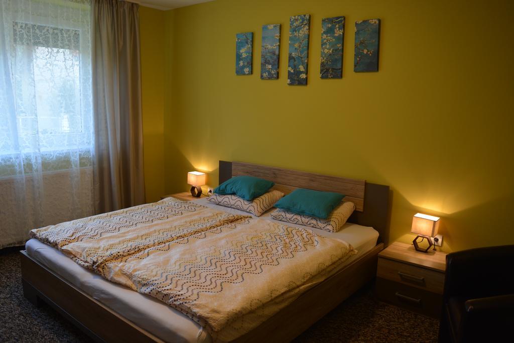 Salve Apartment Heviz Exterior photo