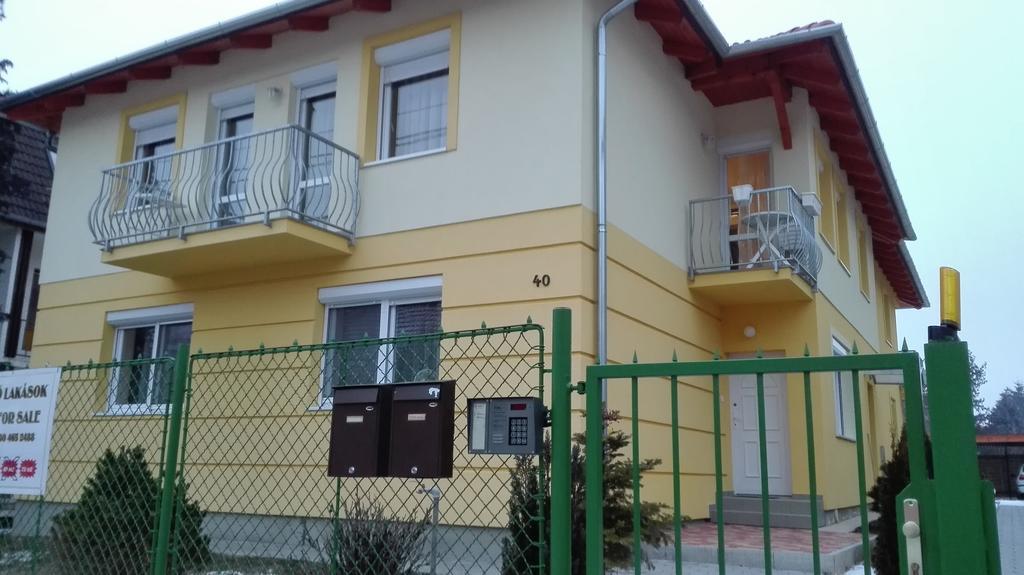 Salve Apartment Heviz Exterior photo