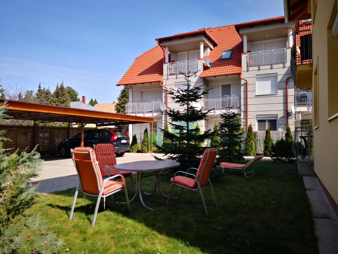 Salve Apartment Heviz Exterior photo
